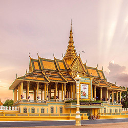 成都-柬埔寨金边6天往返含税机票