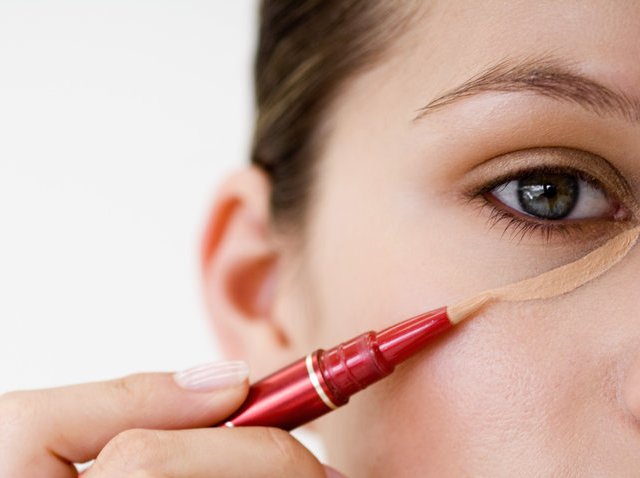 底子不够好 化妆来补救  美颜急救方案之彩妆篇