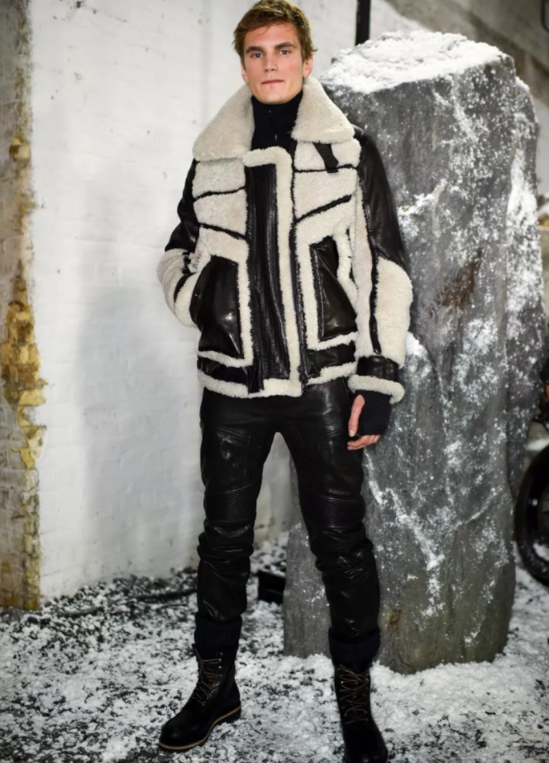 如果非要介绍一个跟Barbour差不多的牌子 我只会想到「Belstaff」