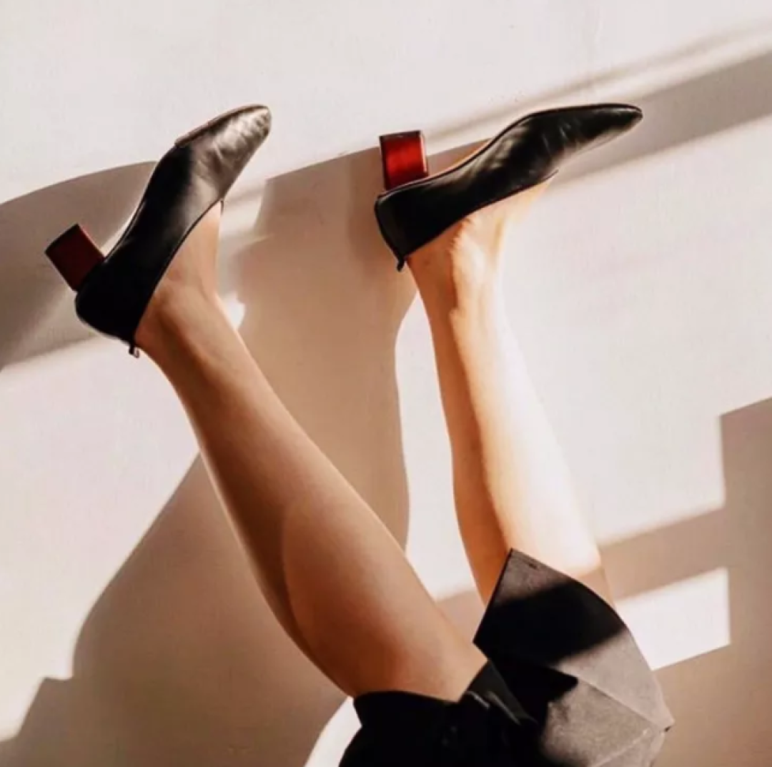 10个小众鞋品牌 貌美实穿轻松塞满你的鞋柜