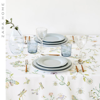 Zara Home 蝴蝶数码印花桌布