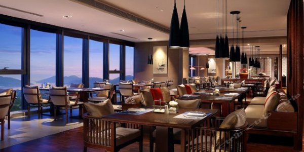 50㎡海景房+20层天空泳池，舟山新晋网红酒店，清明可订！