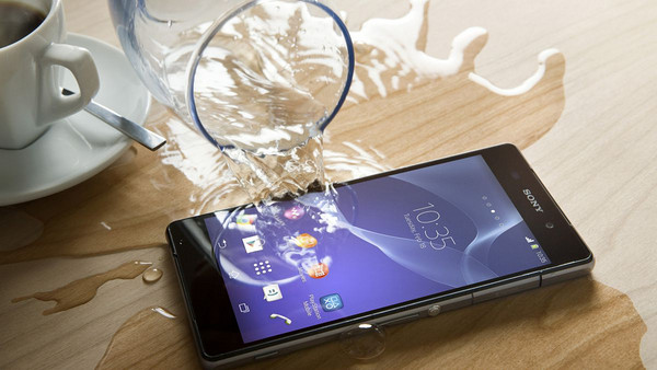 PhoneTalk No.23：Xperia XZ2外观大变，索尼的设计似乎跑偏了