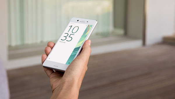 PhoneTalk No.23：Xperia XZ2外观大变，索尼的设计似乎跑偏了