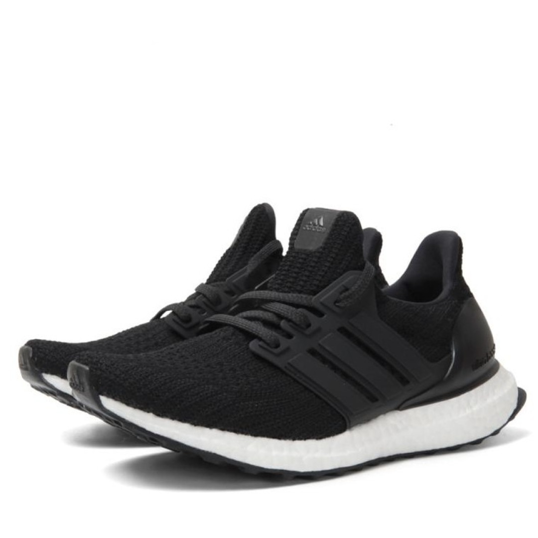 Adidas 阿迪达斯 UltraBOOST 男款水墨蓝跑鞋 开箱体验