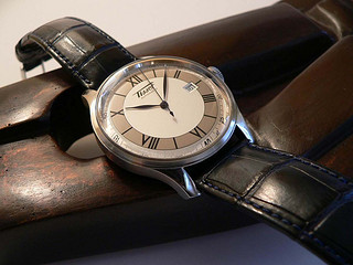 TISSOT 天梭 Heritage Sovereign 怀旧系列 T66.1.723.33 男士机械腕表