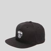 RESPECT ！让我们重新认识街牌始祖——STUSSY