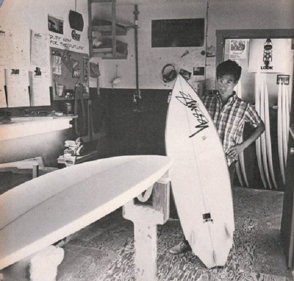 RESPECT ！让我们重新认识街牌始祖——STUSSY