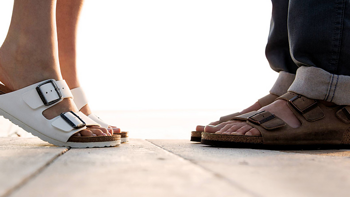 无拖鞋不夏天~ 平价潮拖Birkenstock篇