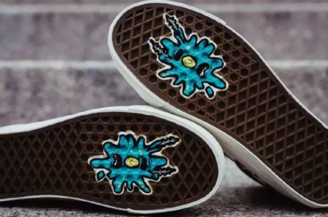 FILA x 棒棒糖？Vans x 海绵宝宝？这些春夏潮牌联名，买到就是赚到。
