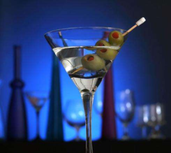 值男干货:终结直男迷思:如何优雅地约妹子喝一