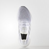 adidas NEO adidas 阿迪达斯 三叶草 SWIFT RUN PK 中性款运动鞋