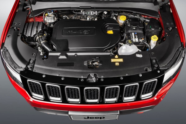 Jeep指南者欧美系紧凑型SUV