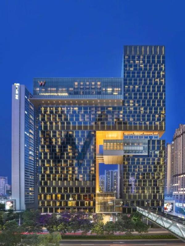 w酒店明星主厨首创花样生蚝自助18种海鲜畅刷周末更有澳龙帝王蟹鲍鱼