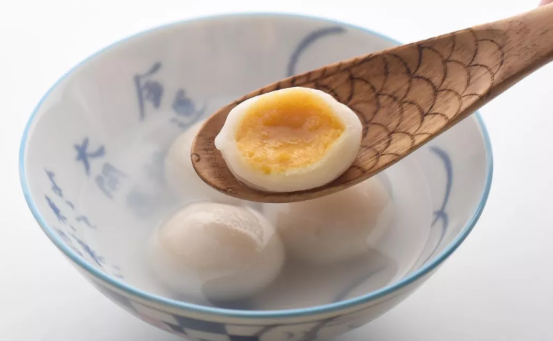 淘宝和超市里,有哪些值得囤满冰箱的速冻点心?