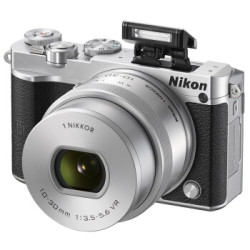 Nikon 尼康 1 J5（ VR 10-30mm f/3.5-5.6 PD）无反套机套机 