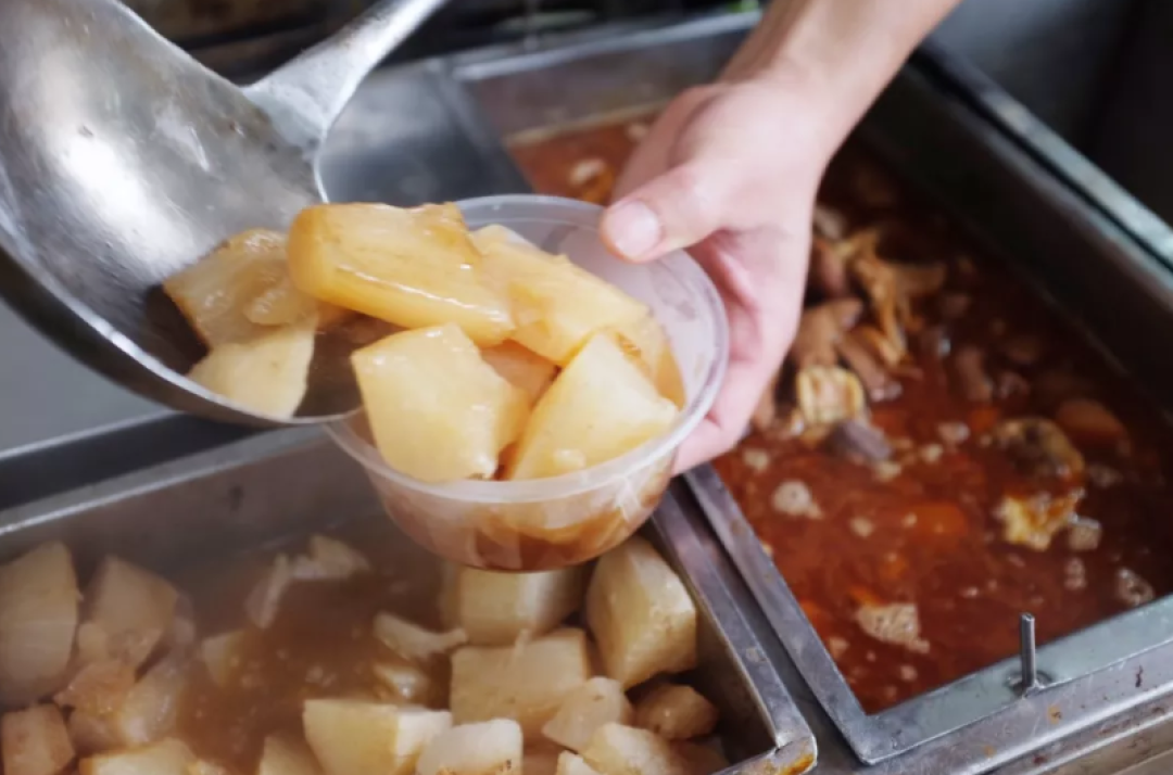 在广州，有哪些本地人私藏起来解馋的小吃店？