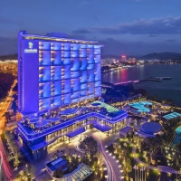 京东PLUS会员：北京/天津/上海-三亚5天4晚自由行（连住4晚5星酒店+接送机）