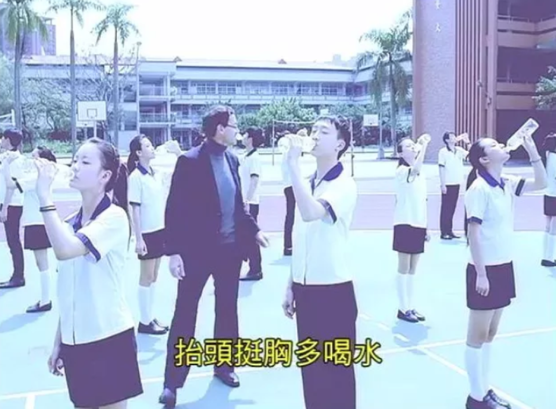 为了劝大家多喝水,这个台湾品牌真是操碎了心