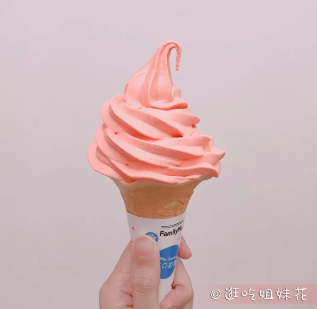 椰子灰椰子冻…点赞200w+的全家网红零食凭什么能火?
