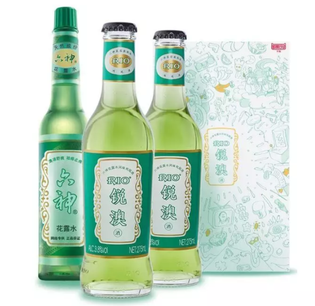 让我们干了这瓶82年的花露水！世界真疯狂，六神竟然出了花露水味鸡尾酒？