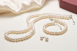 京润珍珠 想念 白色淡水珍珠首饰三件套 8-9mm（项链 手链 耳钉）