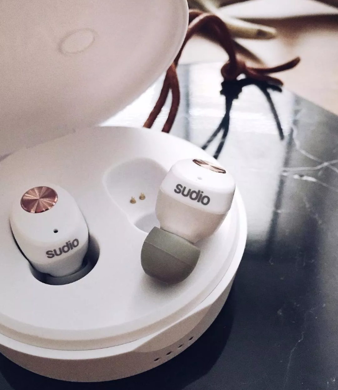 不输AirPods,这五款适合女生的蓝牙耳机让你“与声音为伍”