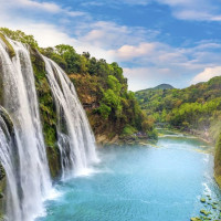 避暑游！全国多地-贵州黄果树+荔波+西江千户苗寨6天5晚跟团游