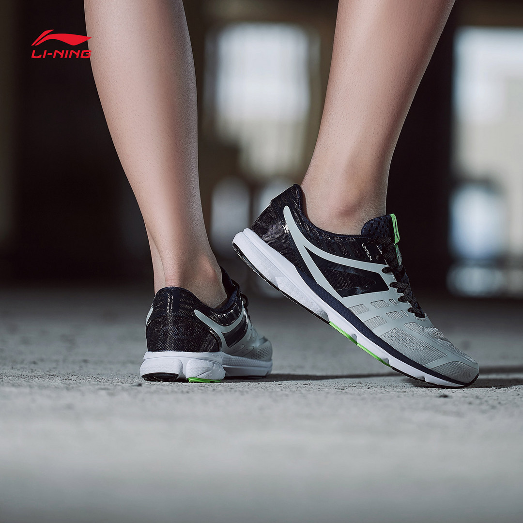 时隔两年 再入手赤兔:LI-NING 李宁 2017 赤兔 男款智能跑鞋开箱