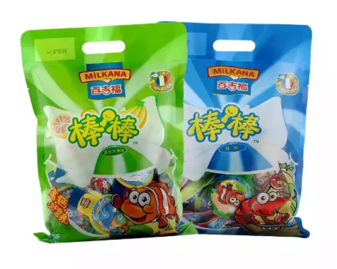 成年人的放纵,都体现在办公室吃零食这件事上了
