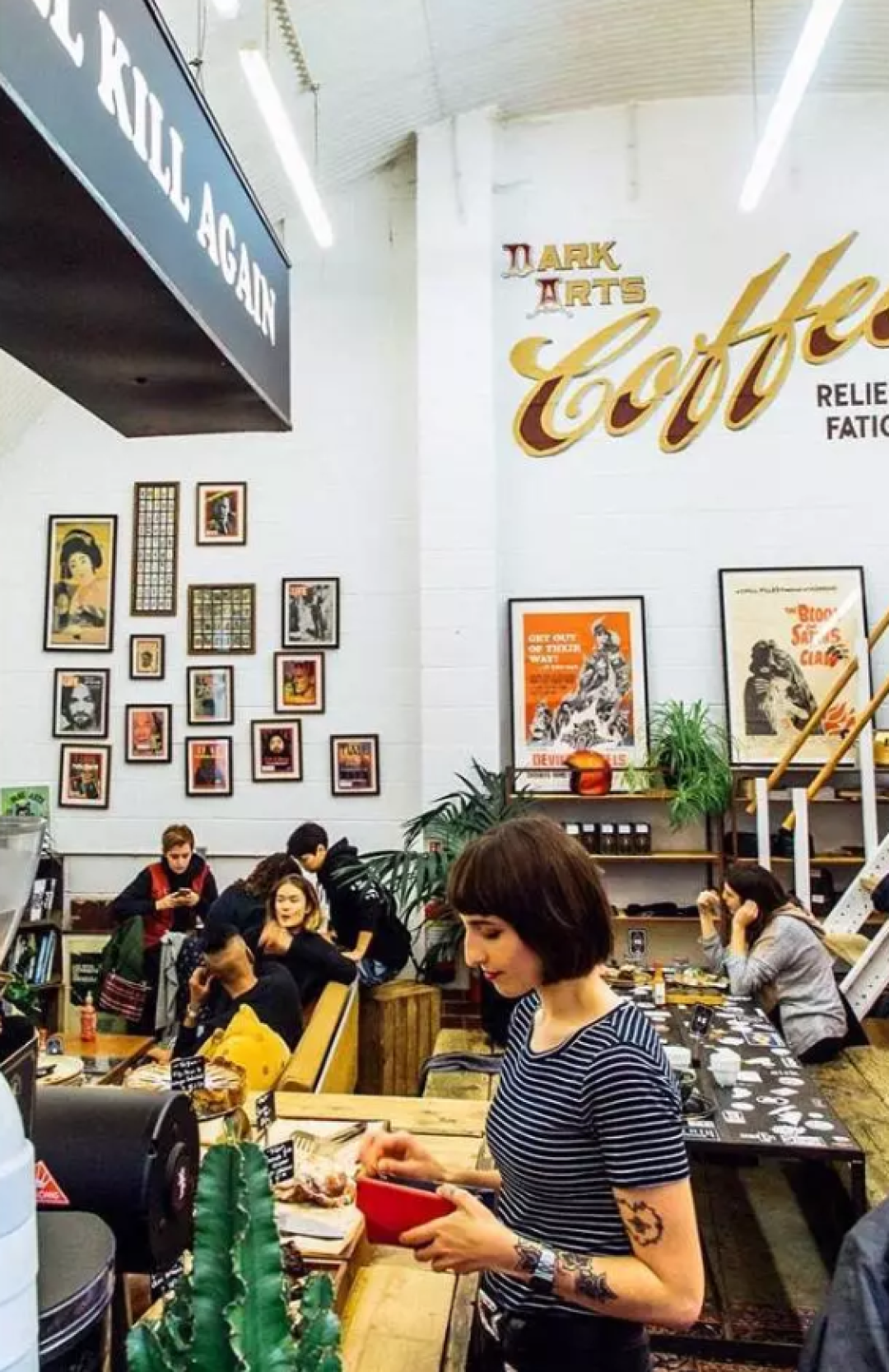 玩机车的人都太花哨？这群机车型男可在认真做CAFE！
