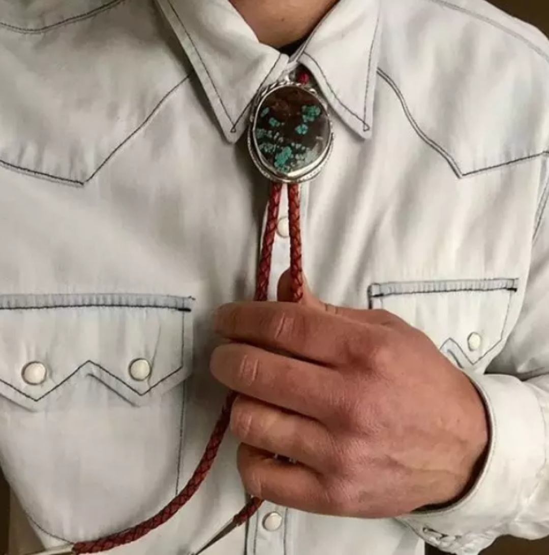 单品丨如果想要复古,那就戴上「Bolo Tie」