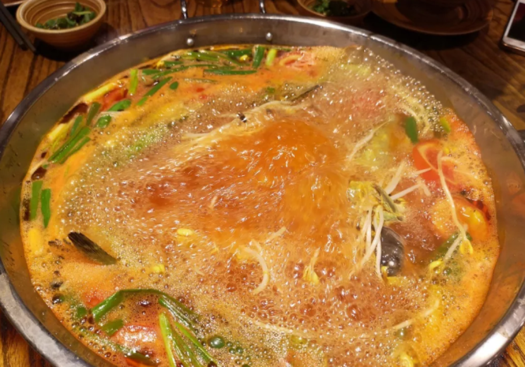 凯里酸汤测评:7 天猛喝 6 碗酸,看看这份成绩单!