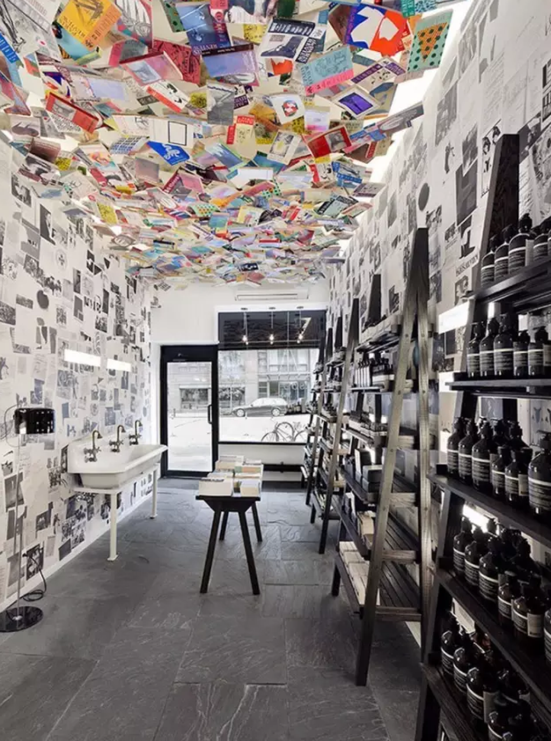 这家店的创始人叫板苹果的统一设计,100多家门店不重样,成为了世界城市的地标!