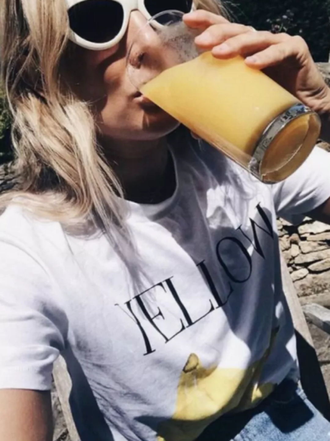 如何在夏季轻松如林允般的少女感~减龄10岁的T恤了解一下