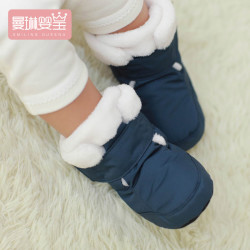 秋冬男婴儿步前鞋子女宝宝棉鞋0-1岁软底不掉