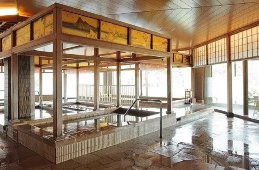 最佳避暑方式 | 绝色湖景酒店6选