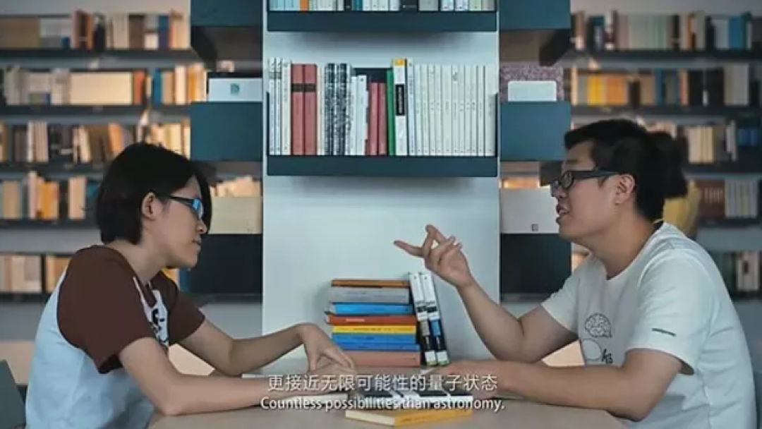 午夜12点，我在书店吃了一盘饺子丨逃离连锁店计划