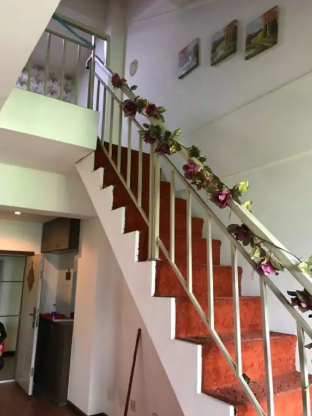用好白墙油画老木头,50m²二手房也能像欧洲博物馆一样