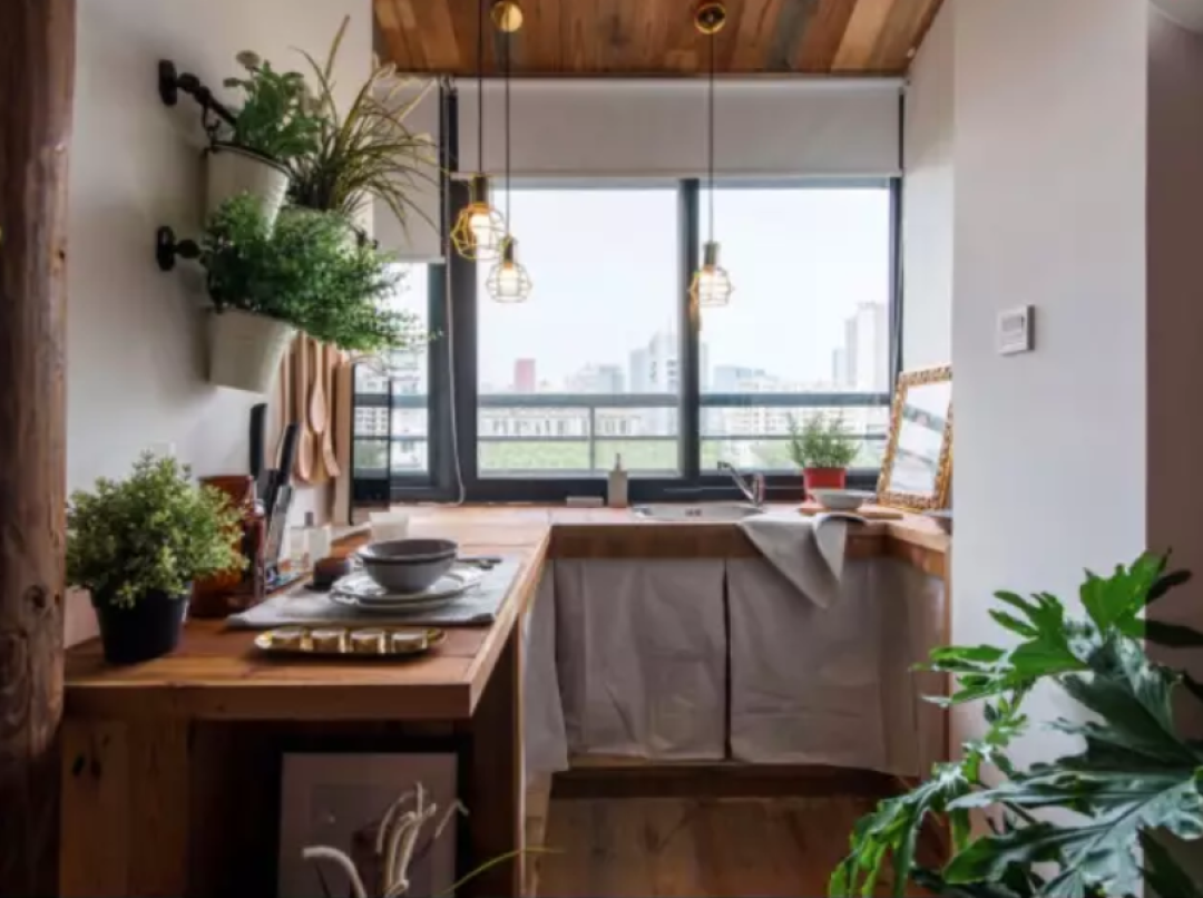 用好白墙油画老木头,50m²二手房也能像欧洲博物馆一样