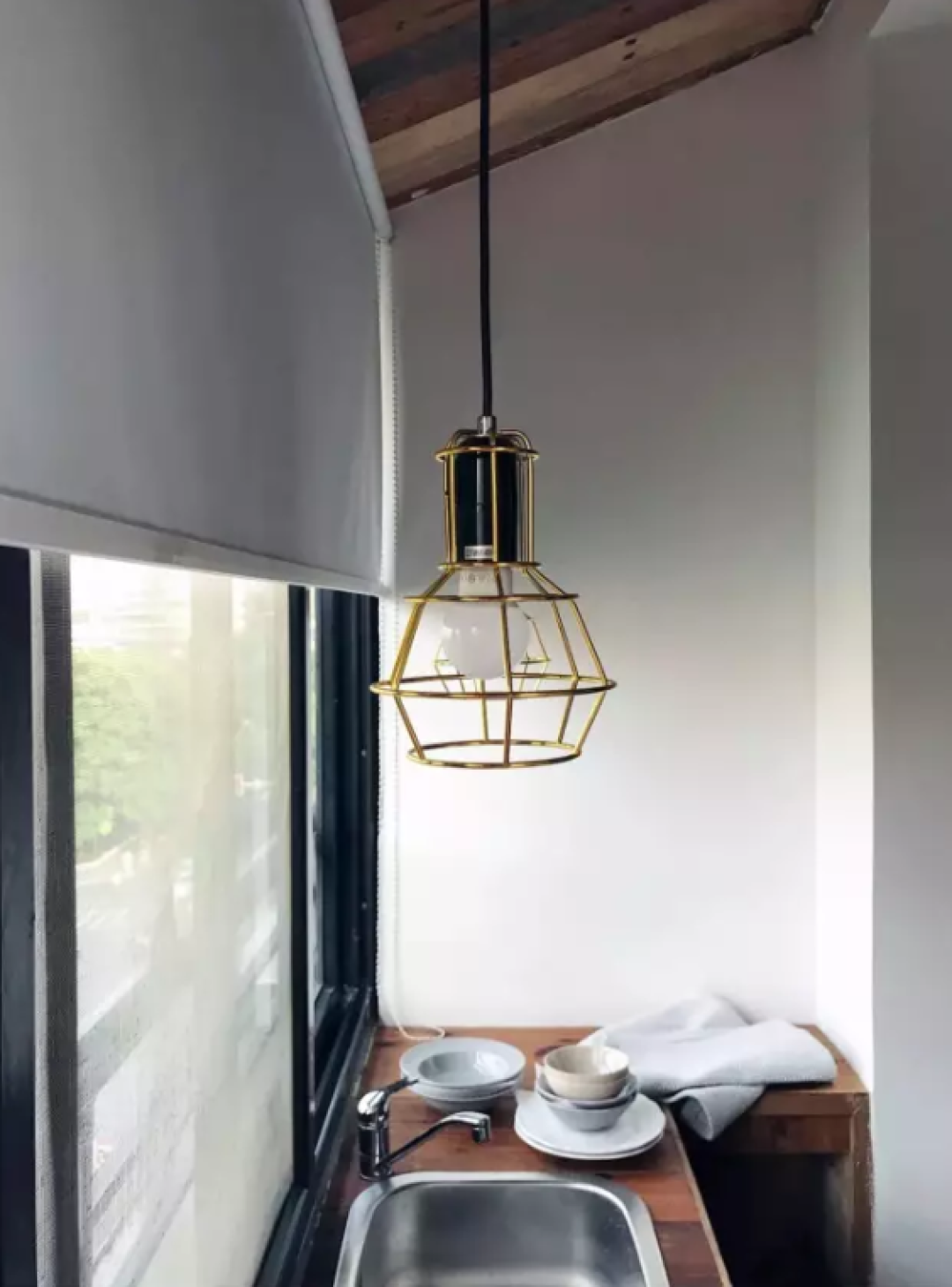 用好白墙油画老木头,50m²二手房也能像欧洲博物馆一样