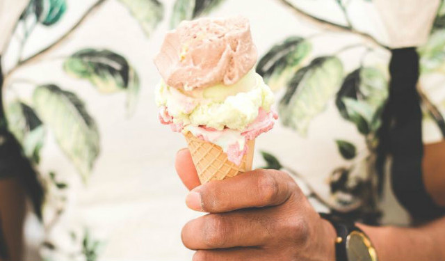 燃烧世界杯夏夜爽我心 看球酷爽冰激凌推荐