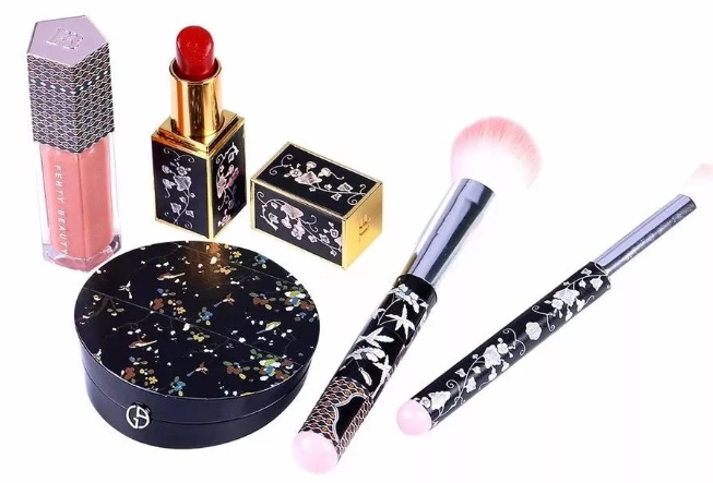 一年卖出10个亿?故宫开的这家淘宝店简直有毒!