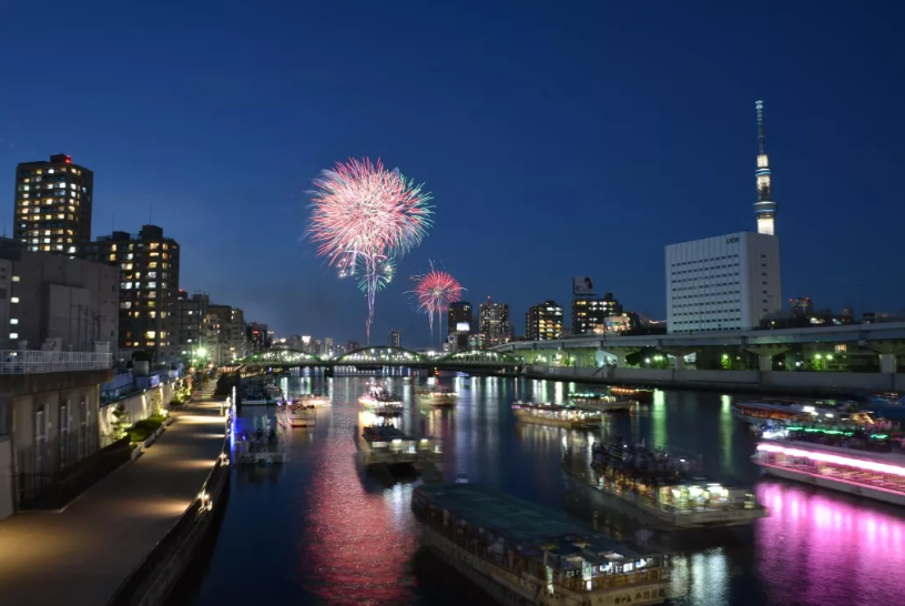 一年一次的浪漫之约 今夏最值得一看的10场花火大会!