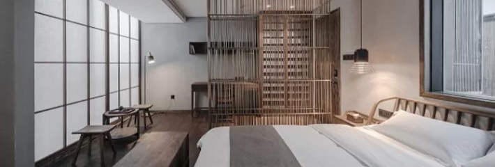 外滩边藏了一家找不到门的酒店!幕后设计师说:没门是为了欢迎大家来