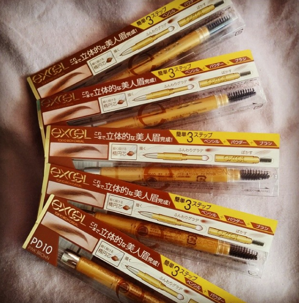 多款内藏“小心机” 口碑眉笔推荐