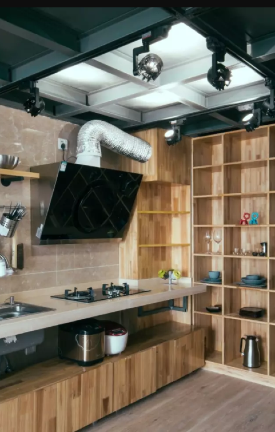 10w搞定80m²loft软硬装, 他家有最大的窗和好看耐脏的吊顶