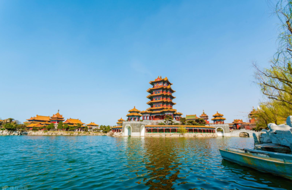 夏日必备的撸串圣地巡礼！给根签儿，就能撬起整个烧烤摊