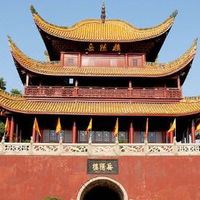 夏日必备的撸串圣地巡礼！给根签儿，就能撬起整个烧烤摊