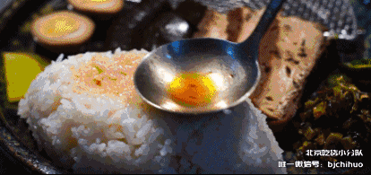 一家精通10国料理的店,能从早上8点吃到凌晨1点!